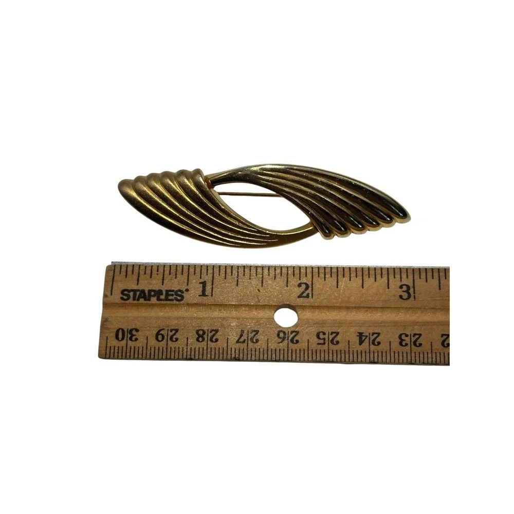 Vintage Dual Gold Tone Modern Textured Stylized Ribbons Elegant Brooch Pin